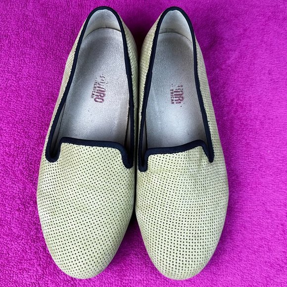 Munro Tan Loafers - Picture 2 of 8